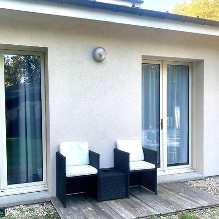 Chambre D'Hotes Le Prieure Gommerville Exterior photo